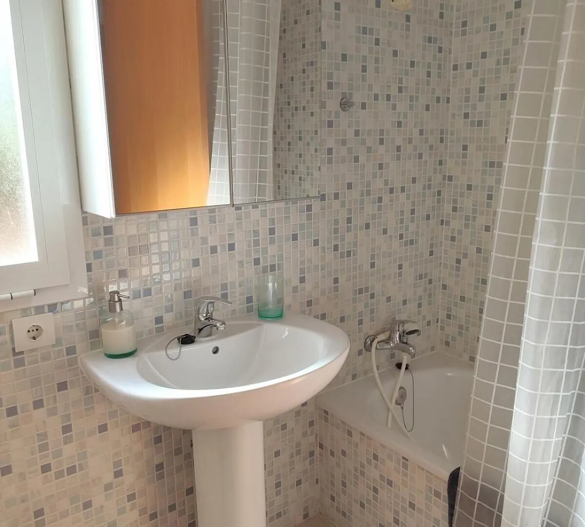 Casares Del Sol Apartment